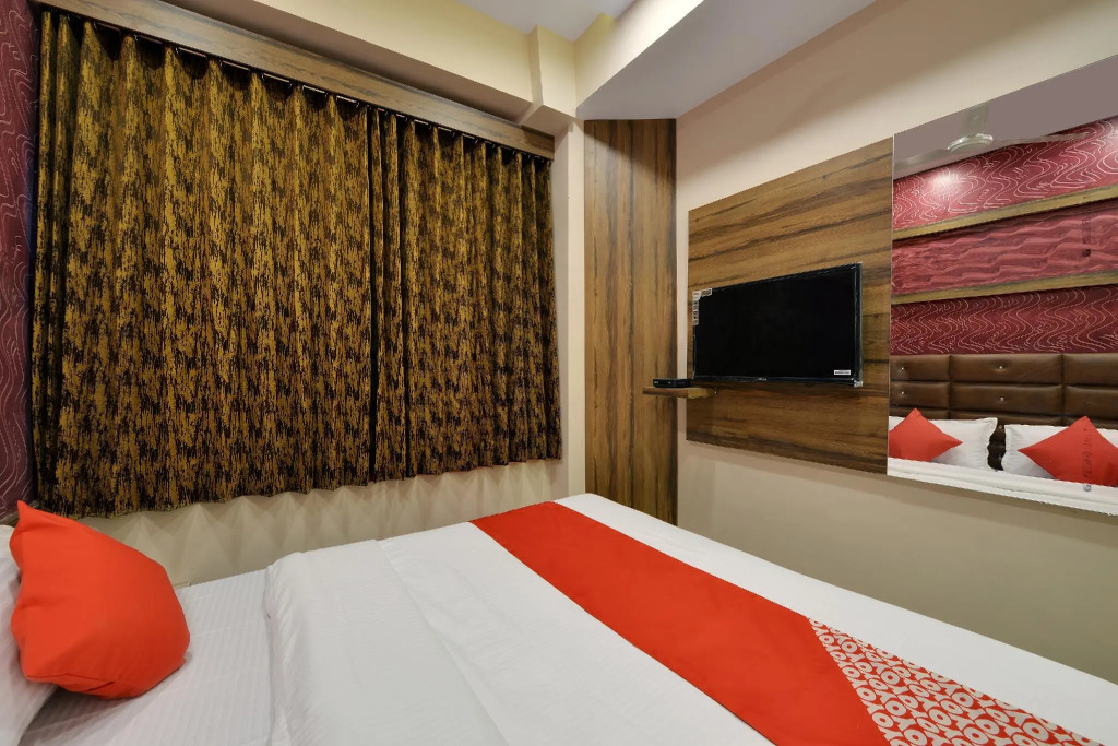 OYO 29167 Hotel Dream Palace