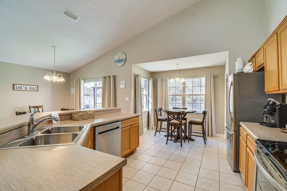 Orange Beach Home w/ Hot Tub < 2 Mi to The Wharf