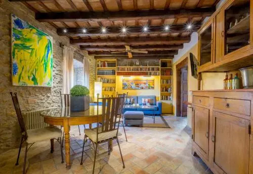 Can Felip Apartments