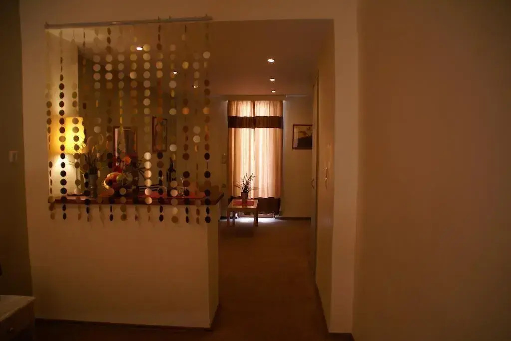 Yria Hotel