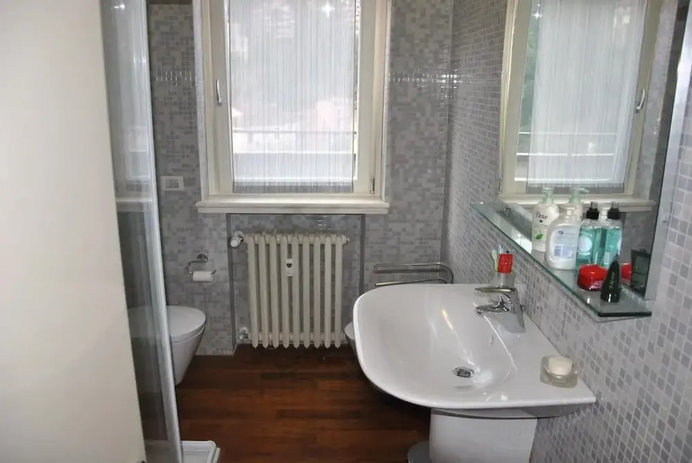 Terrace Lake View apt in Stresa With Lake View