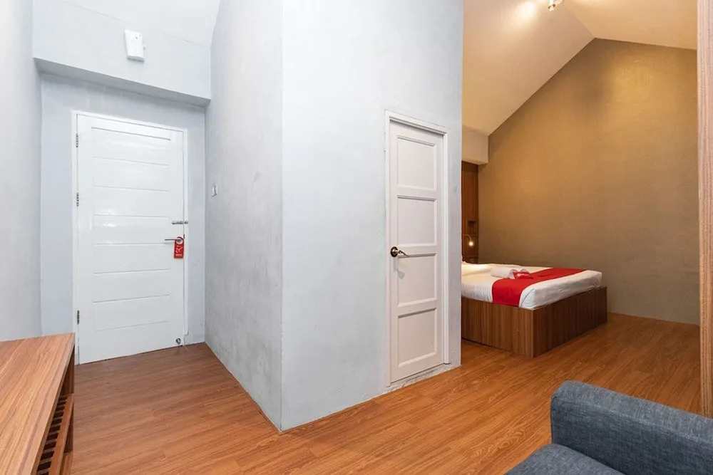 De Natio Guest House Jalan Gaharu by RedDoorz
