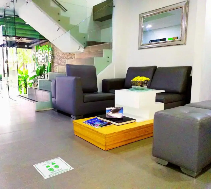 Lleras Green Hotel