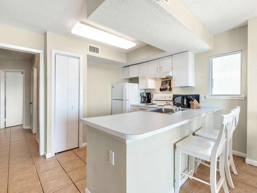 Seacrest 601 by Bender Vacation Rentals