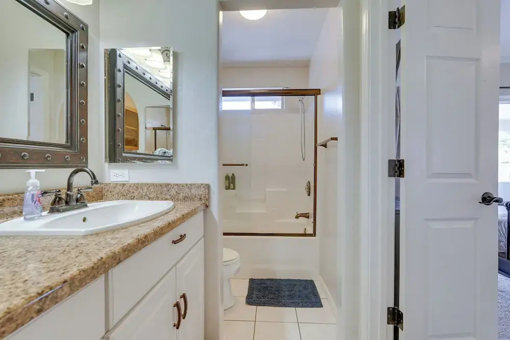 Havasu Paradise w/ Private Pool, Hot Tub & Casita!