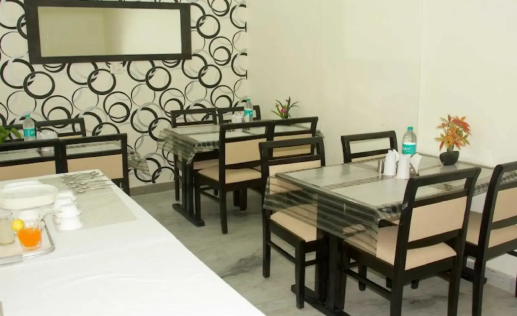 The Radiance Hotel Near Ganga Ram & BLK Hospital