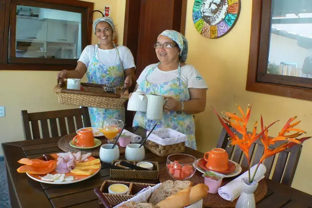 Itacoatiara Inn cama e café