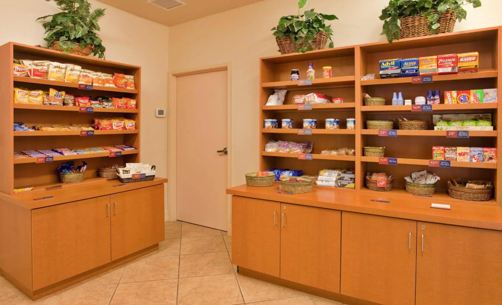 Candlewood Suites Springfield by IHG