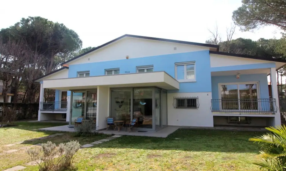Modern Villa 200mt From the Beach