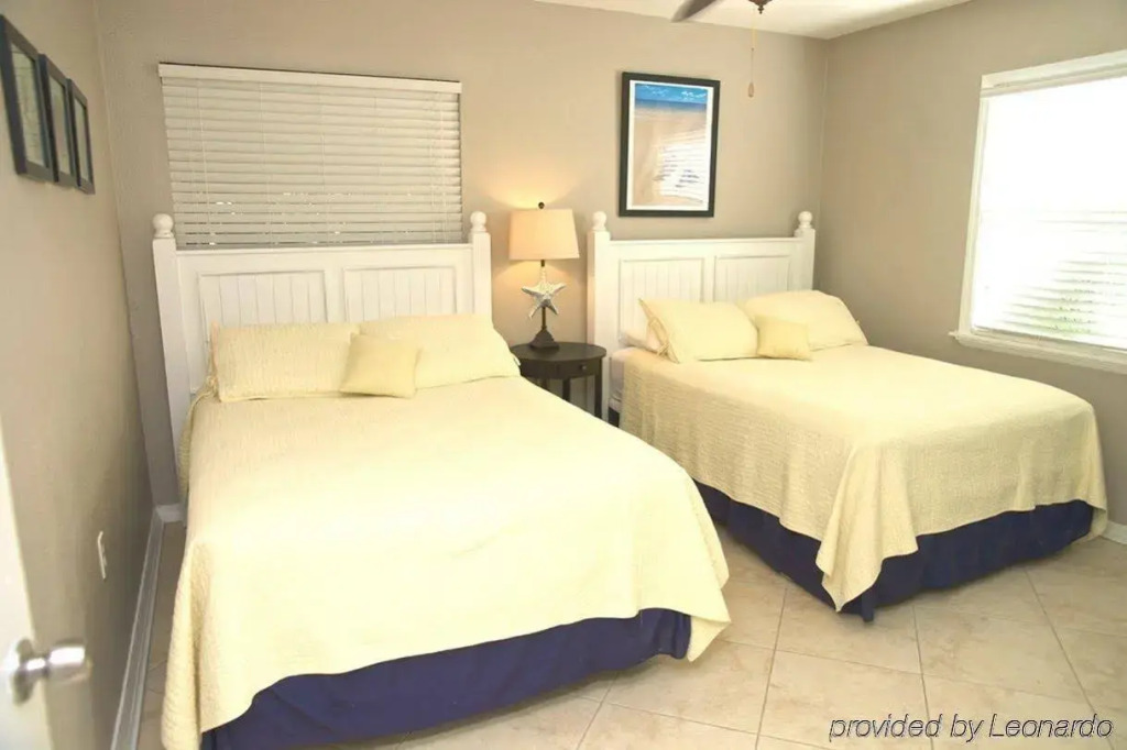 Haleys at Anna Maria Island Inn