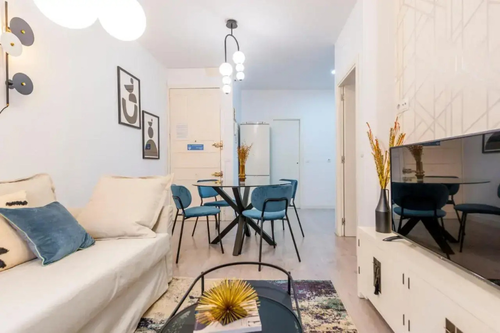 Atocha VI in Madrid with 2 bedrooms and 1 bathrooms