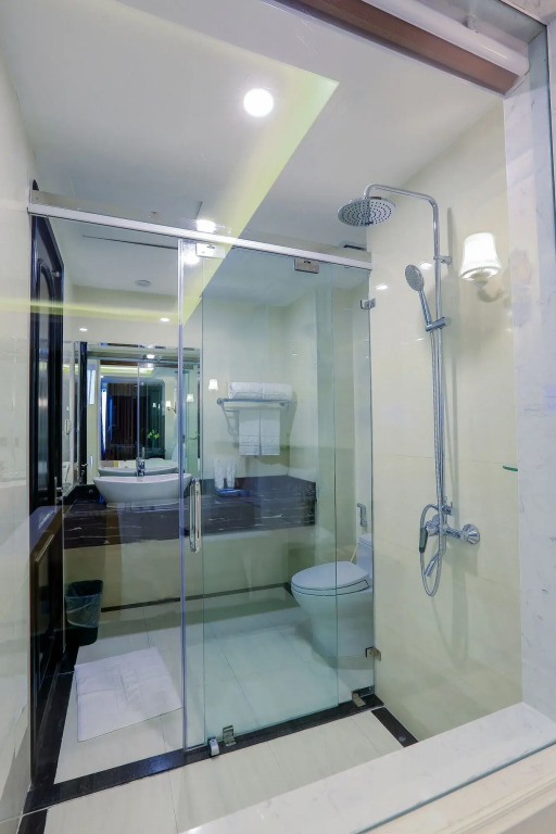 New Era Hotel & Spa Ha Long