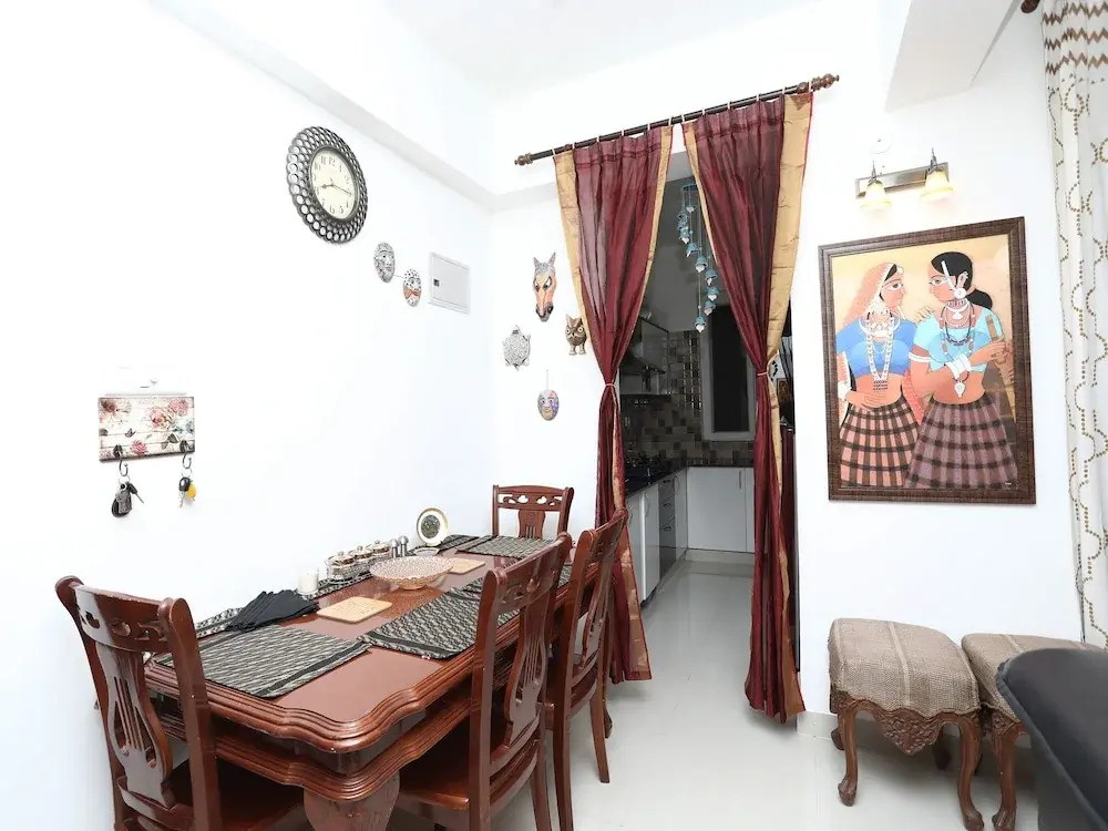OYO 13172 Home Exotic 1BHK Pacific Golf Estate