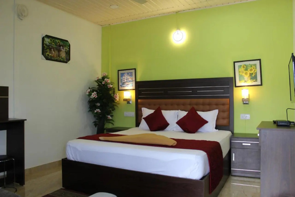 The Svarga Munnar Hill View resort