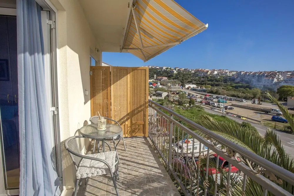 Apartments Edi