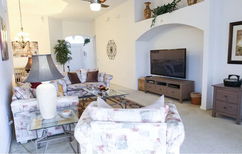 Large 3 Bedroom Home 15 Minutes From Walt Disney World