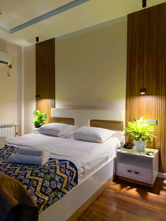 Welcome East Hotel