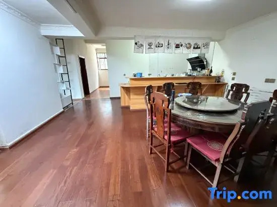 Linyi Apartment (Shangri-La Passenger Station)