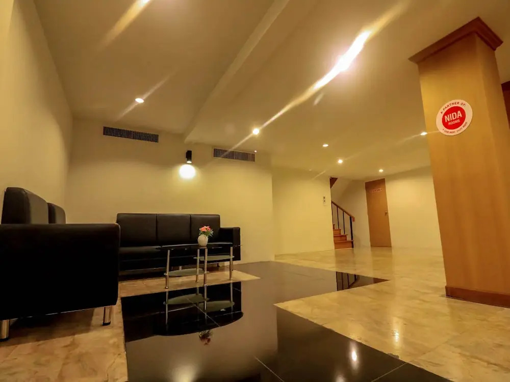 NIDA Rooms Nimman Dusit 2000
