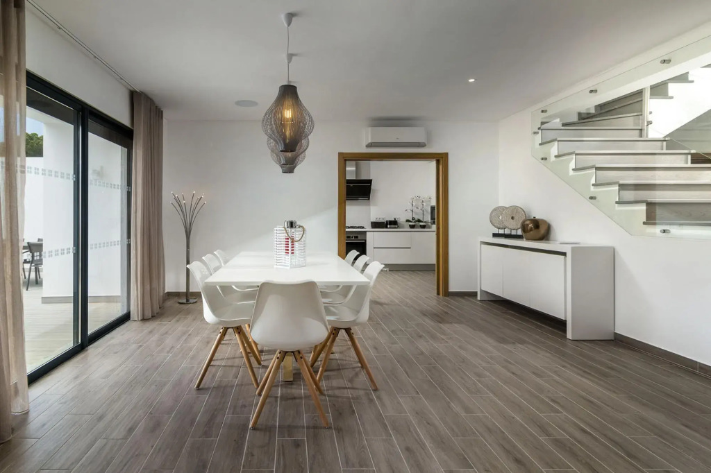 Elegant Luxury Villa by Ideal Homes