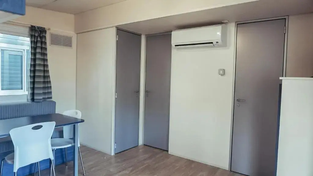 Chalet Grand Charme voor 4 personen op Camping River Village - JoyCasa