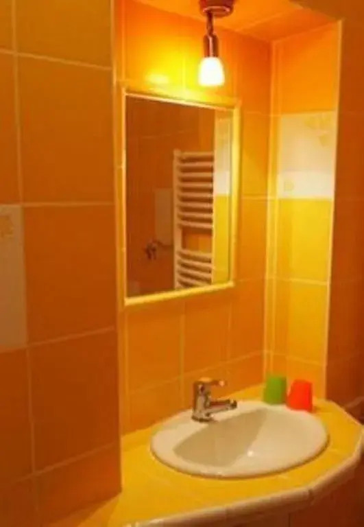 Zderaz