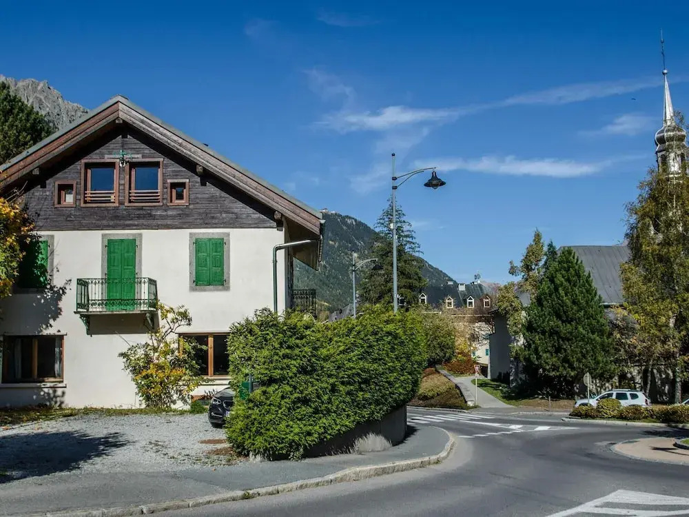 Boutique Apartment in Rhone Alpes With Balcony