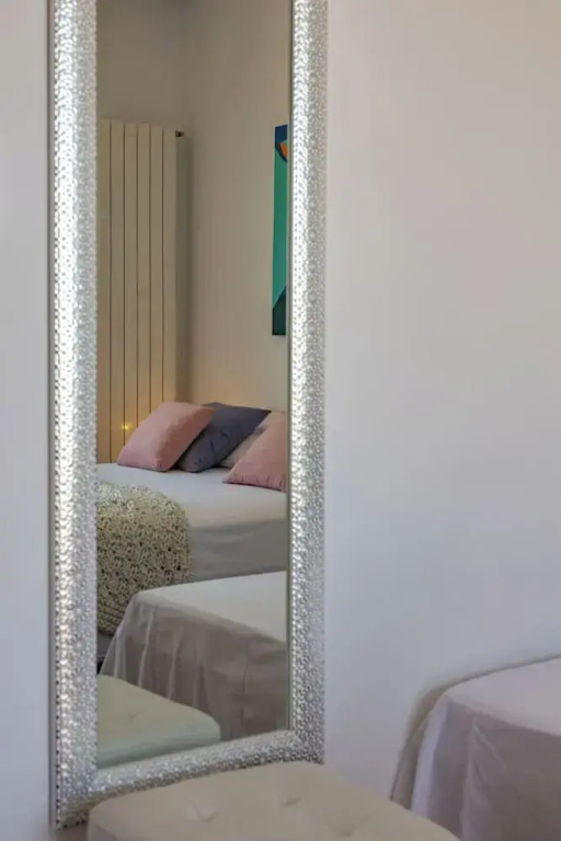 Terra Magica Room with Private Parking