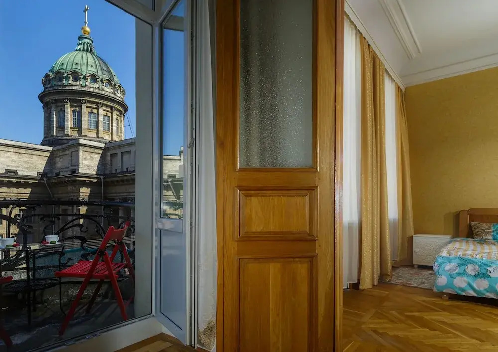 Room-complex Kazanskaya