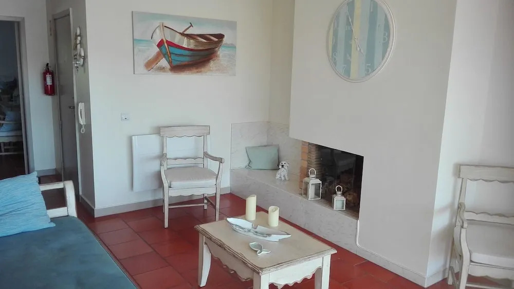 Apartment With one Bedroom in Lagos, With Wonderful sea View, Furnishe