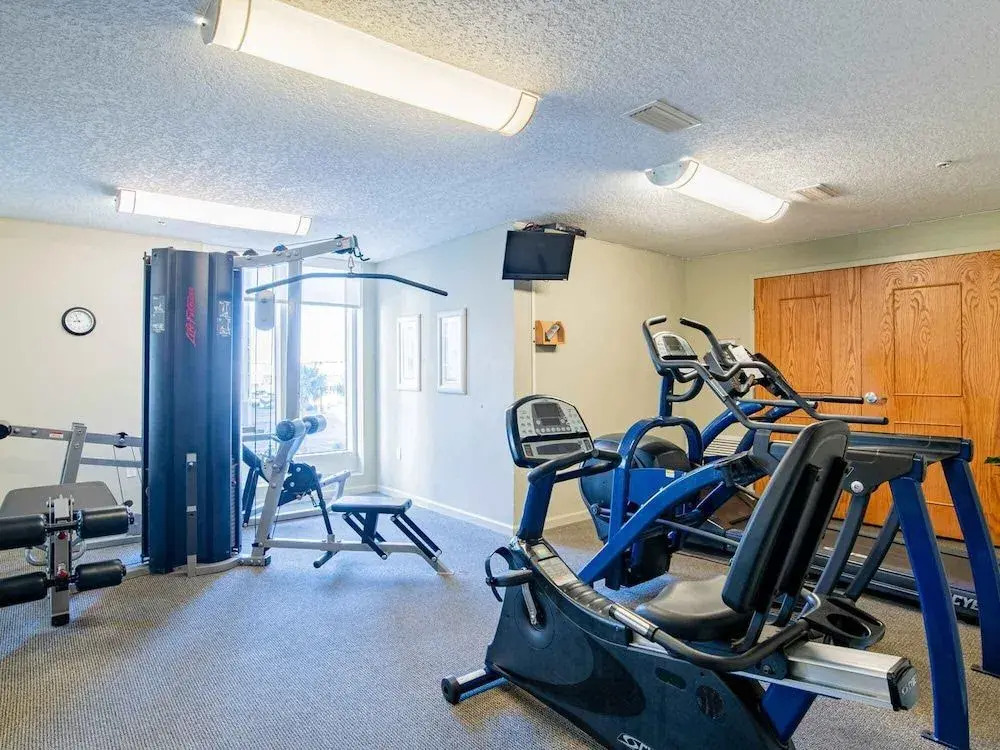 The Colonnades 302