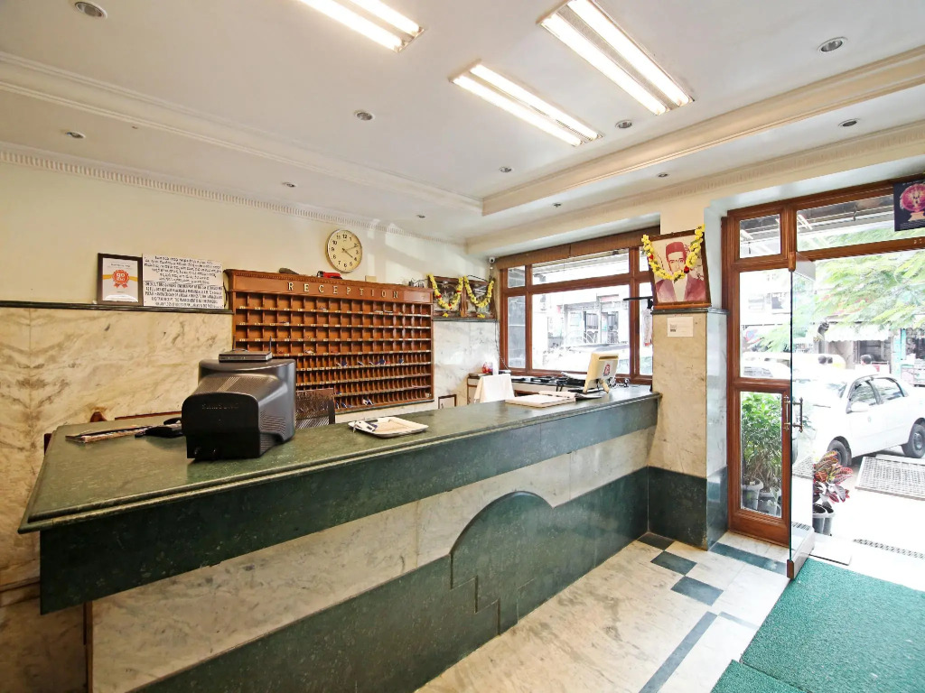Royal Regency Lodge