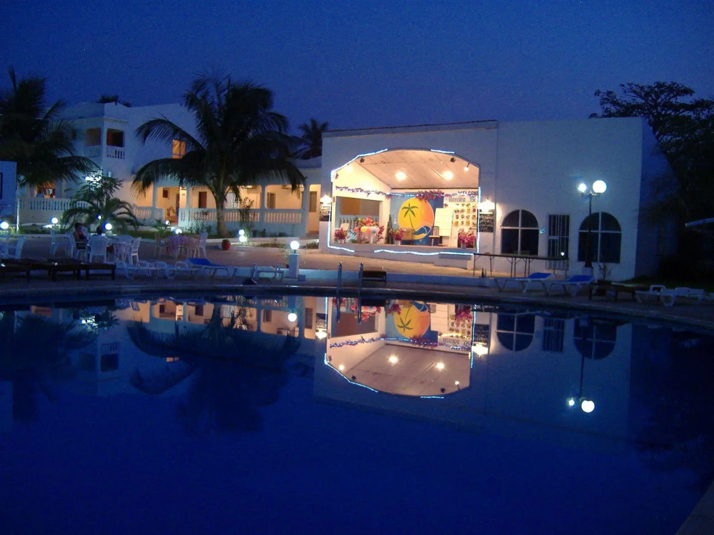 Mansea Beach Hotel