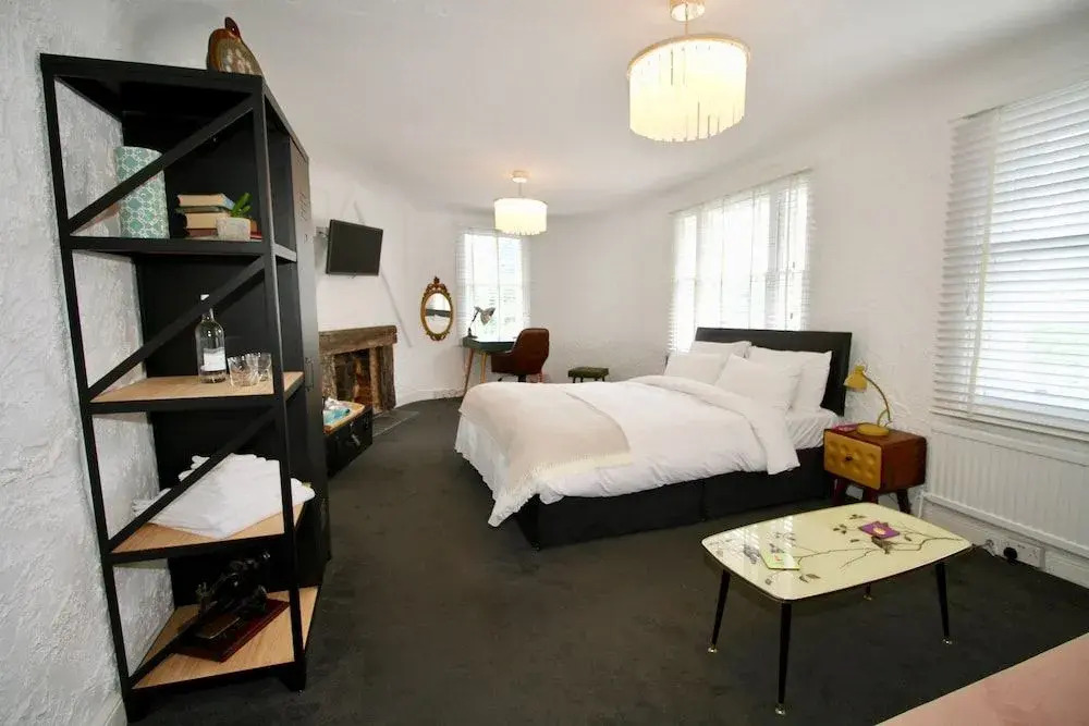 Chequers Inn