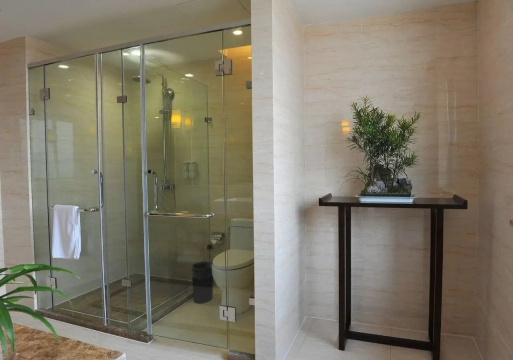 City Hotel(Hangzhou Renmin Road Metro Station)
