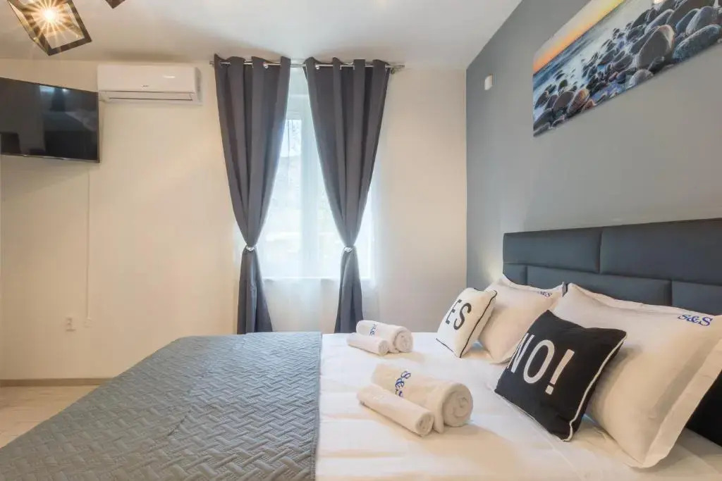 Rooms Sea & Sun with private parking