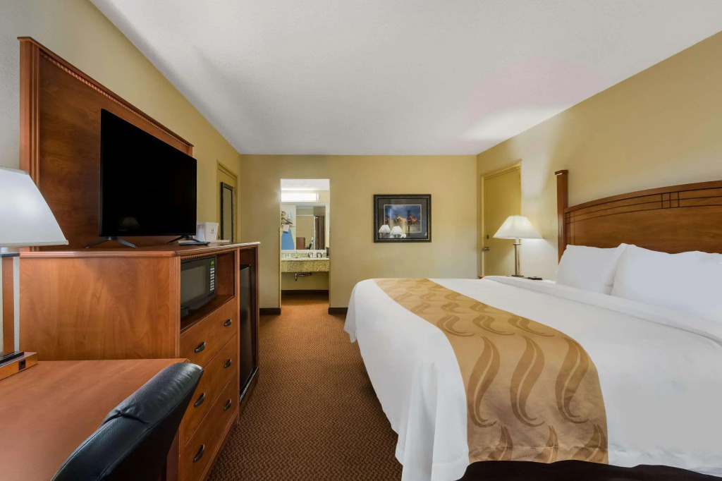 Quality Inn