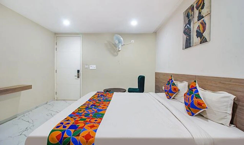 Fabhotel Shasha Shandar