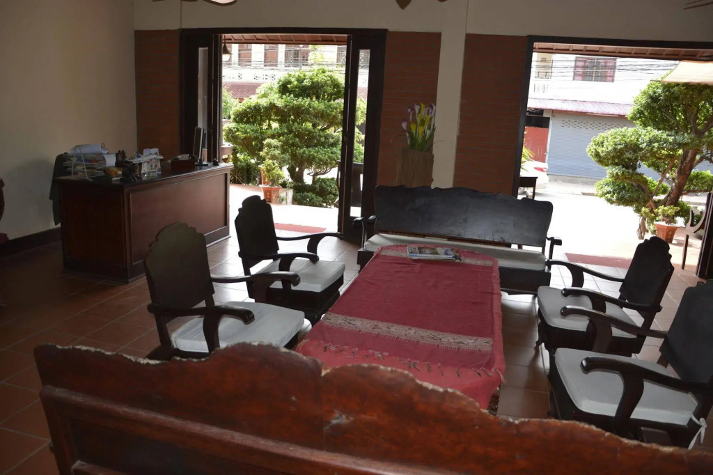 Bualuang Hotel