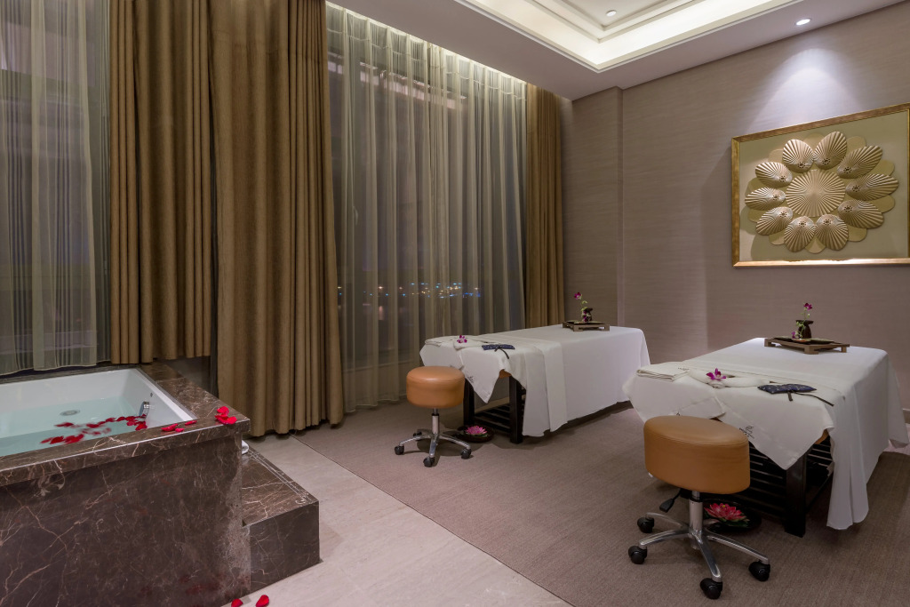 Crowne Plaza Hotel Lanzhou by IHG