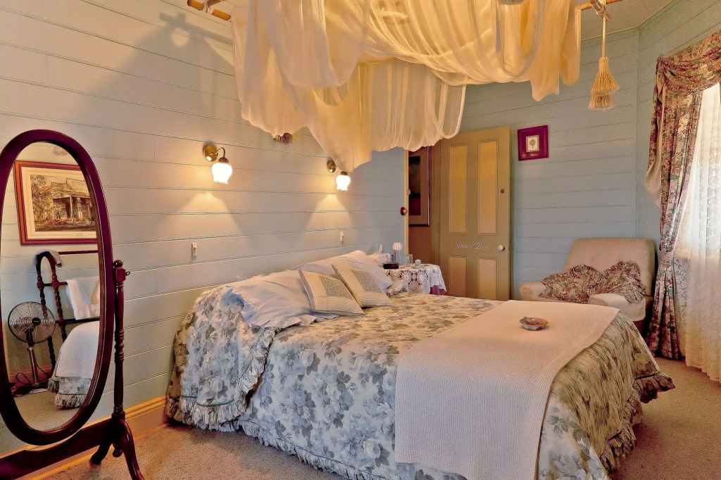 Stay at Tilba