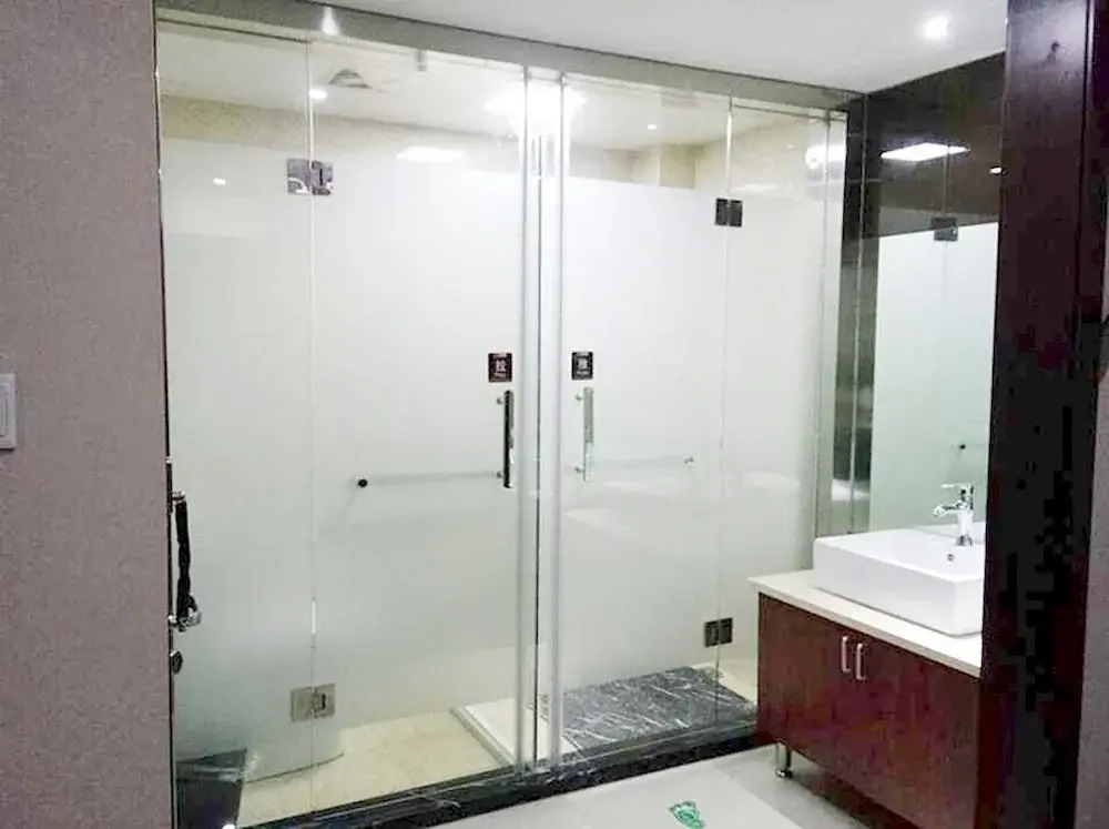 Fuyang Yazun Jindu Hotel