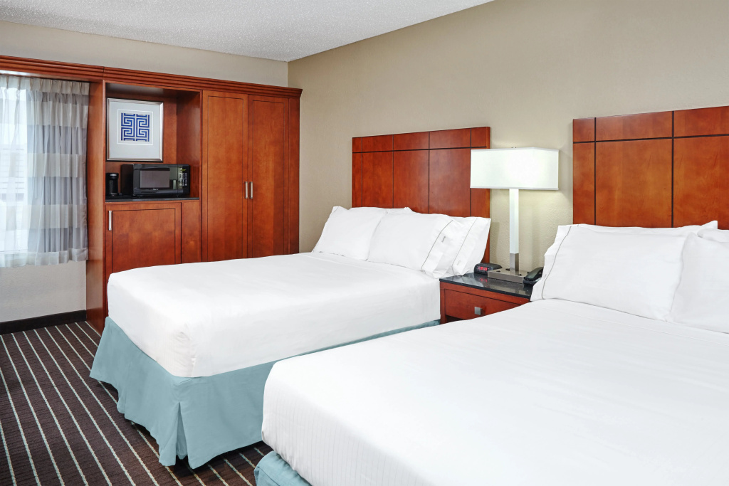 Holiday Inn Express Hotels- Hampton by IHG