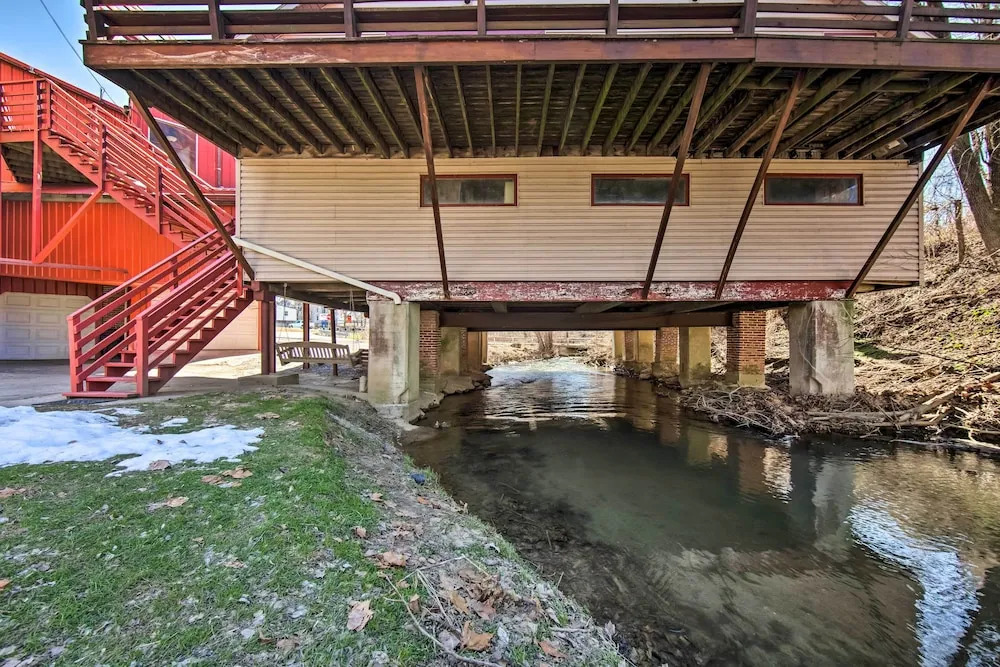 Creek Access & Deck: Runningwater Lancaster Gem