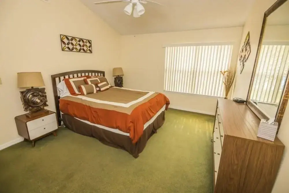 Dennis' Somerset Condo