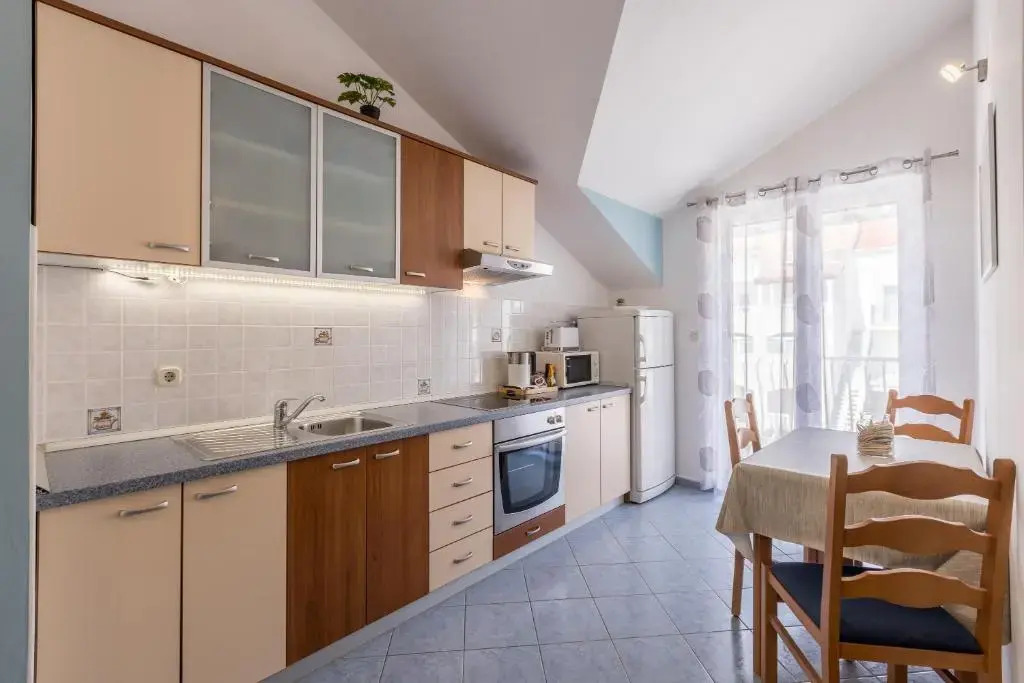 Apartments Jelavic Bol