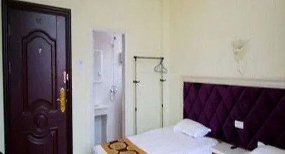 Ruyi Business Inn