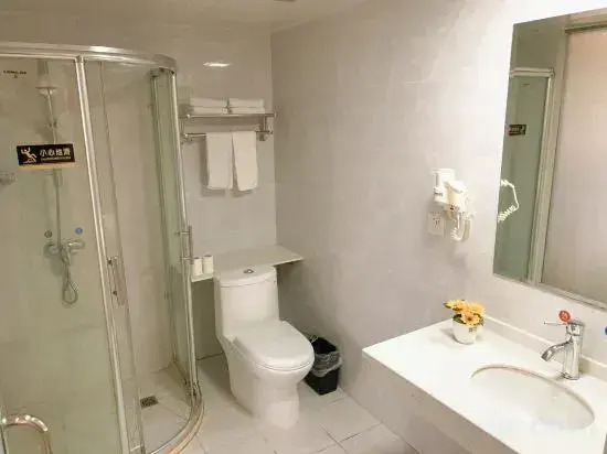 Yu County Yue Yue Business Hotel
