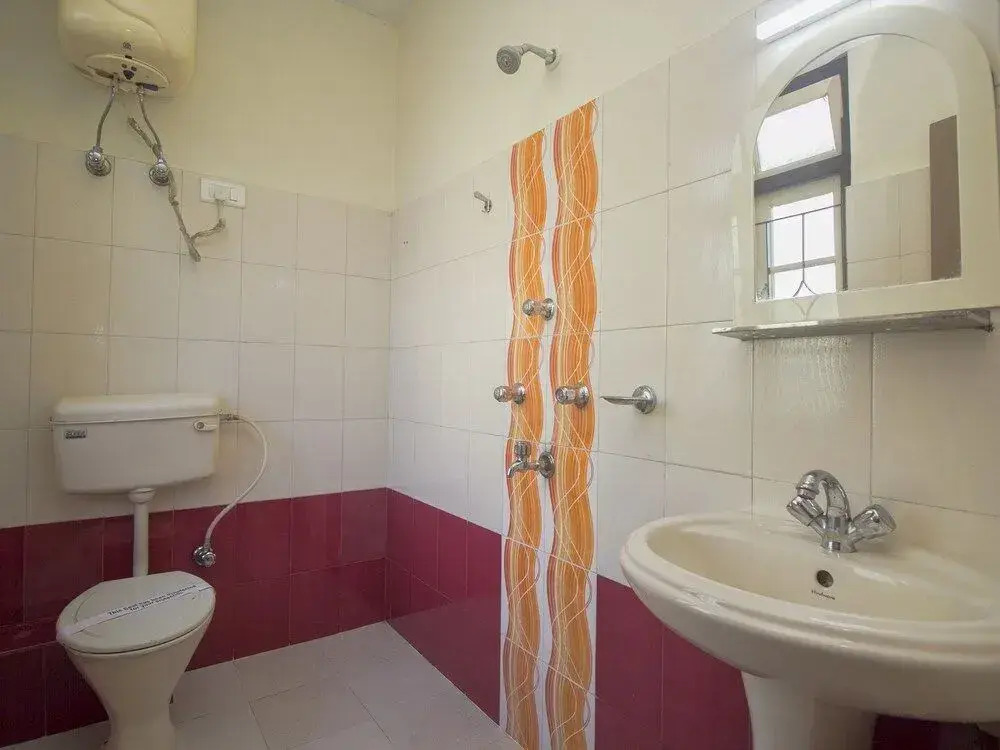 OYO 17039 Hotel Omkar