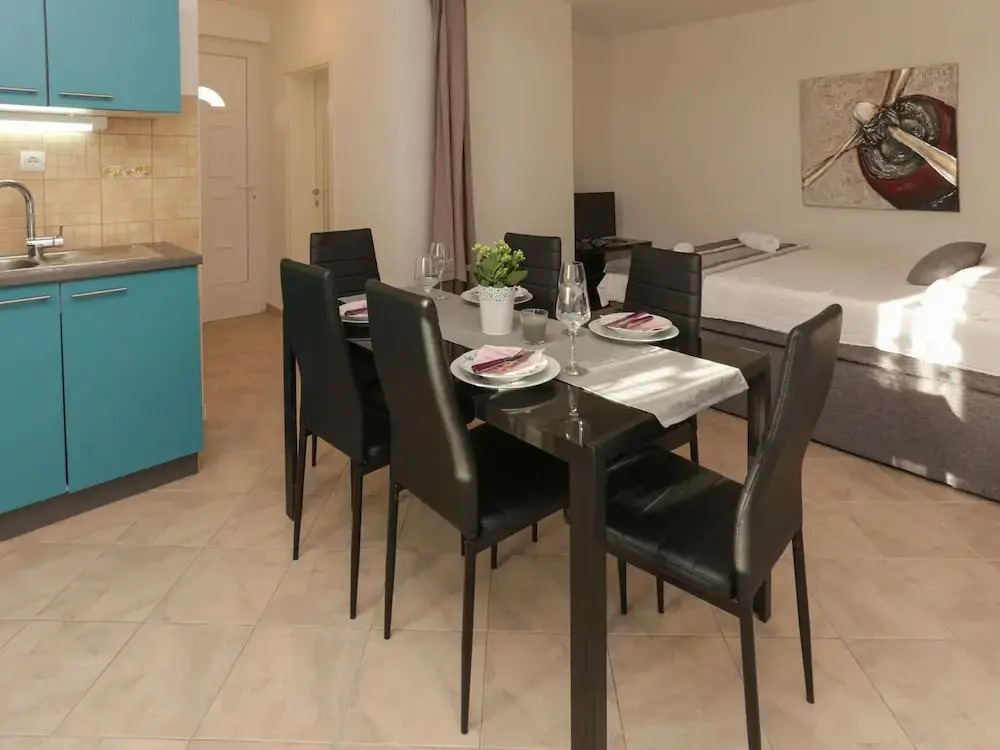 Alluring Villa in Marina With Swimming Pool